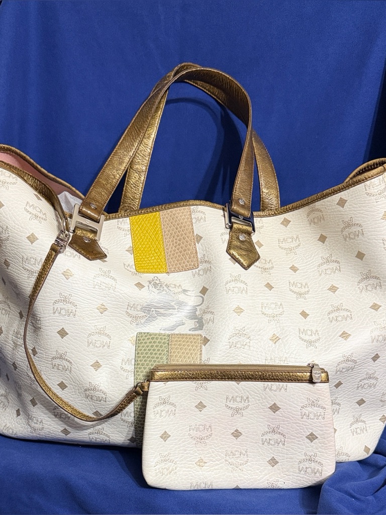 Mcm White And Gold Logo Tote With Multicolor Stripe - Large Size